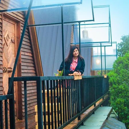 Hunters Wood Cabins Нувара-Элия Экстерьер фото