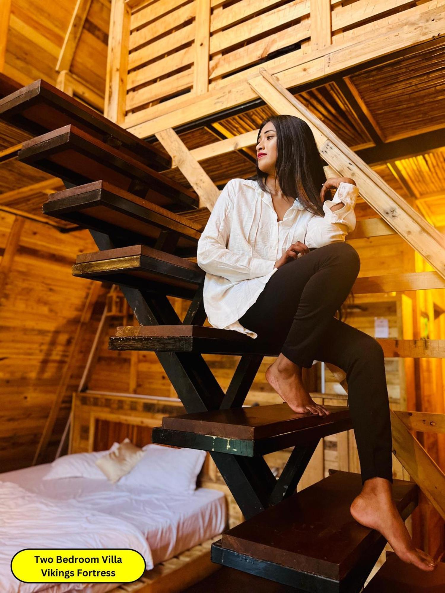 Hunters Wood Cabins Нувара-Элия Экстерьер фото